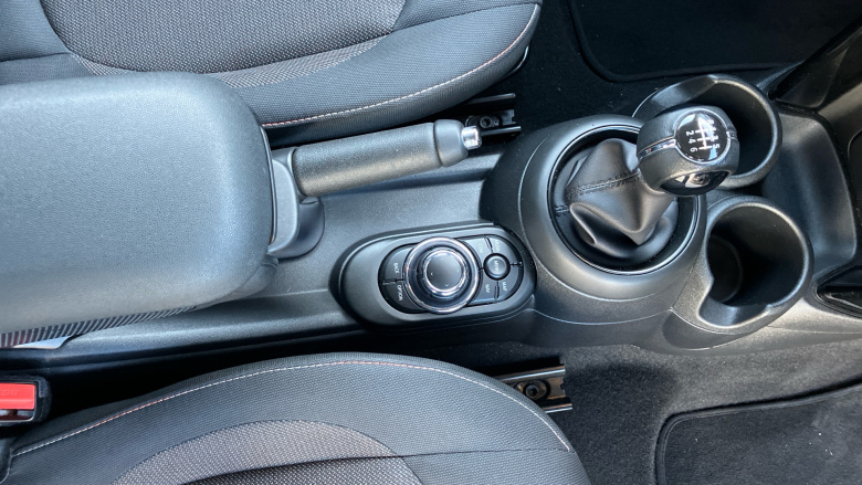 MINI Hatchback 1.5 Cooper Classic 3dr Petrol Hatchback